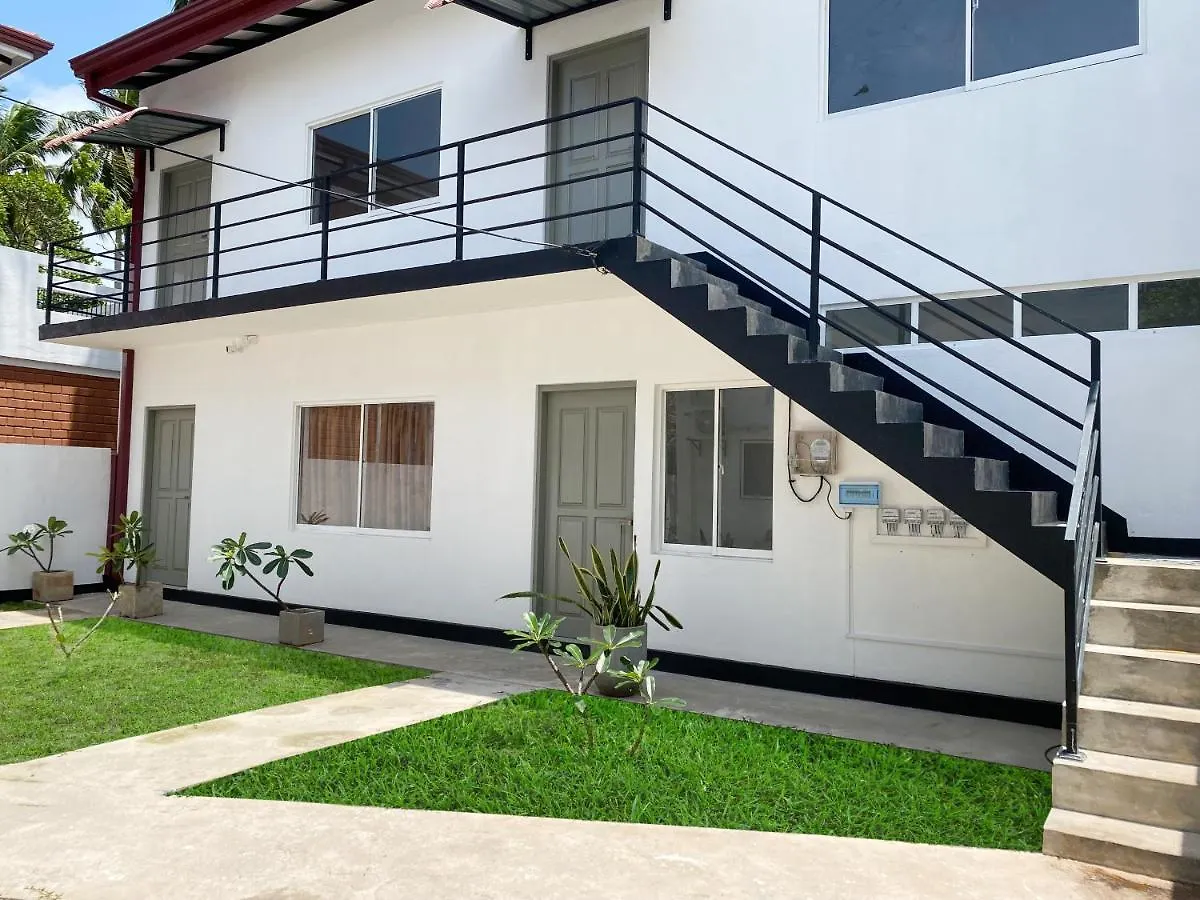 Couple Rooms In نيجومبو 0*,  سريلانكا
