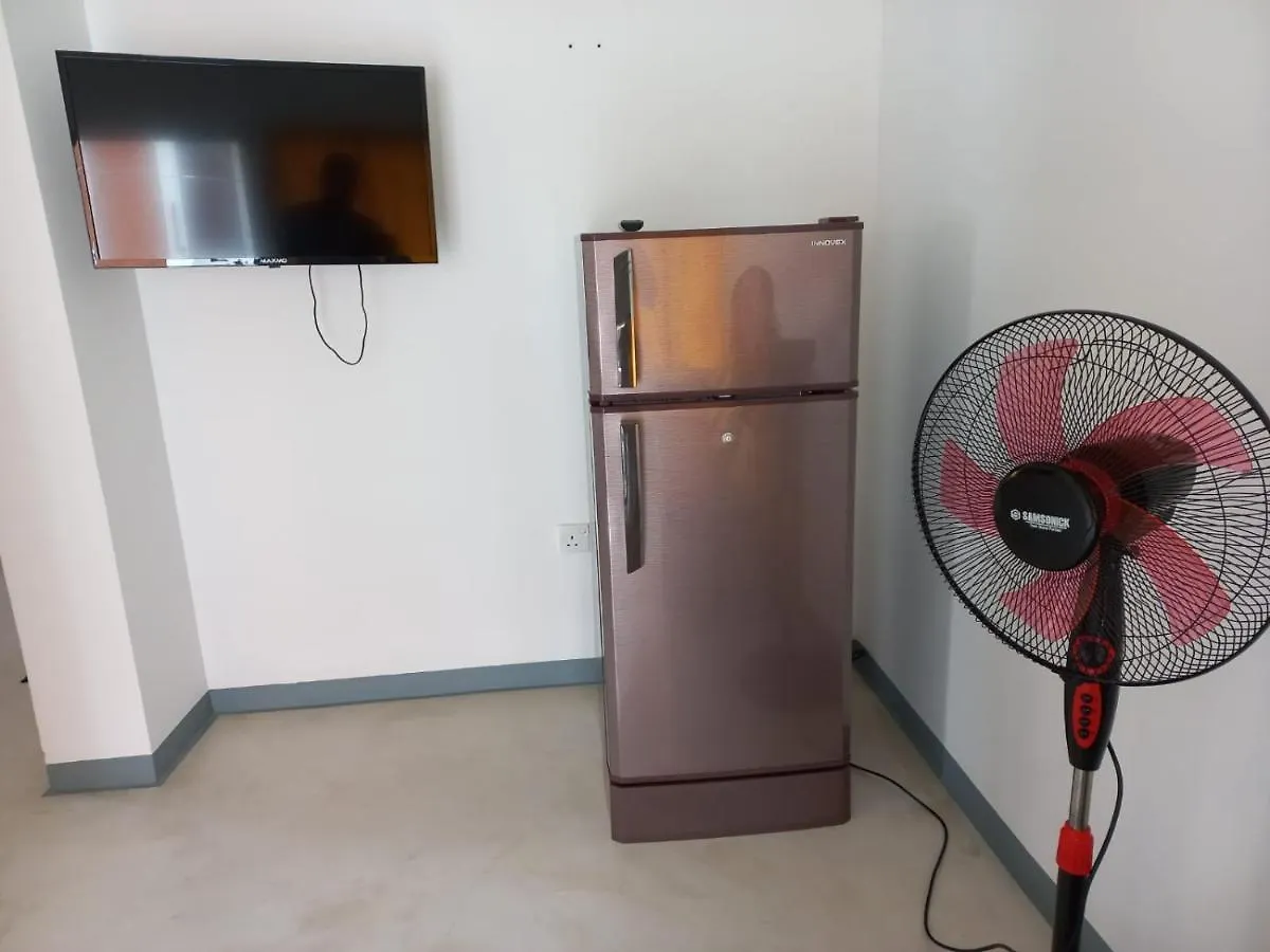 Couple Rooms In نيجومبو فندق مبيت وإفطار
